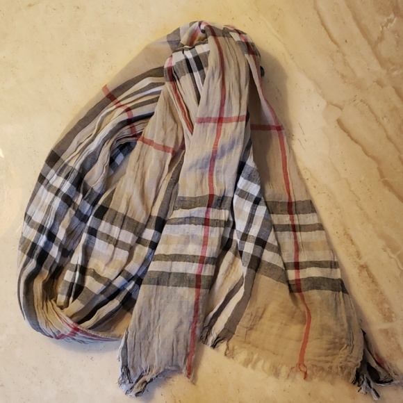 Lord & Taylor plaid scarf - Picture 3 of 5